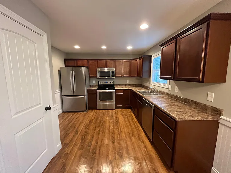 3829 High View Ln — Photo 25
