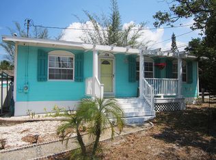 174 Anclote Rd, Tarpon Springs, FL 34689