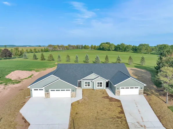 433 Brookview Dr, Luxemburg, WI 54217