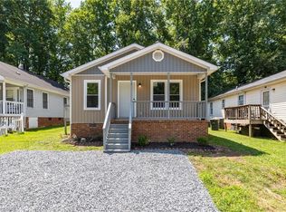 5 Quad Oak Dr, Greensboro, NC 27405