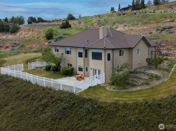 1093 Rue Jolie, Wenatchee, WA 98801