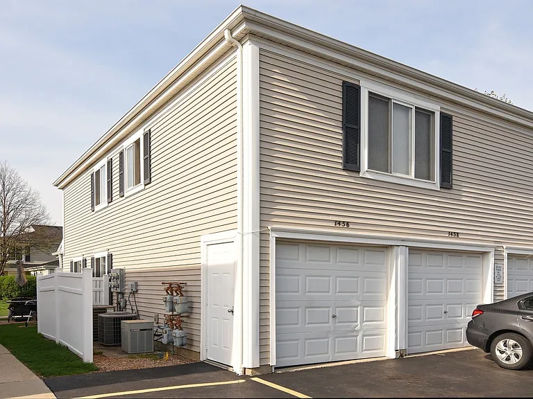 1436 Quaker Ln #162-A — Photo 2