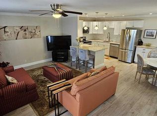 166 Waterford Cir #G, Delray Beach, FL 33446