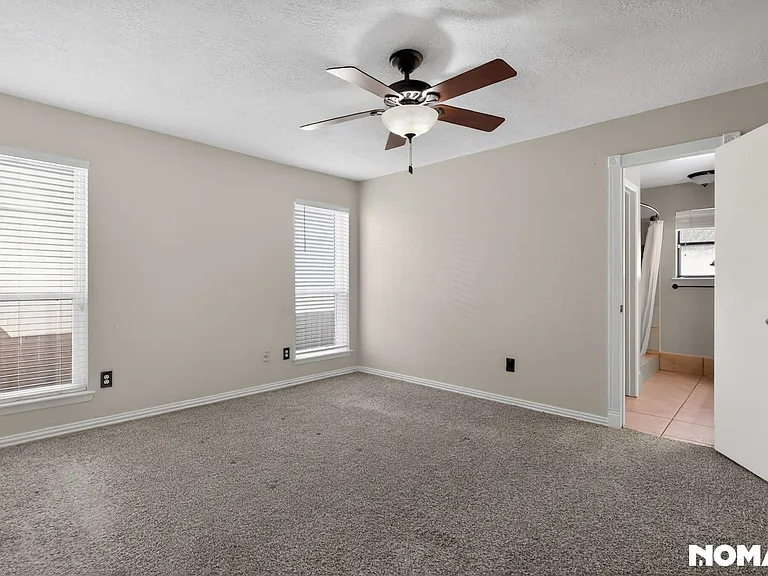 2323 Tall Ships Dr — Photo 25