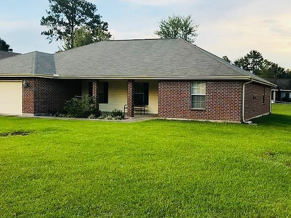 2nd image of 500 Country Club Dr