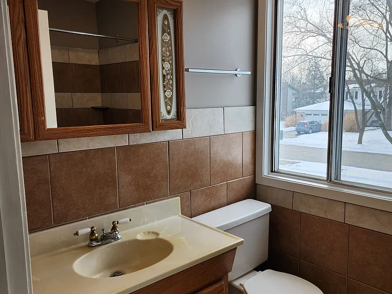 332 Drake Ave — Photo 15