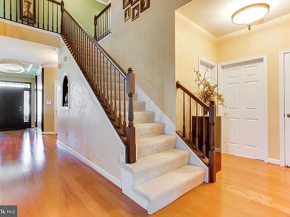 4th image of 6113 Beton Ct