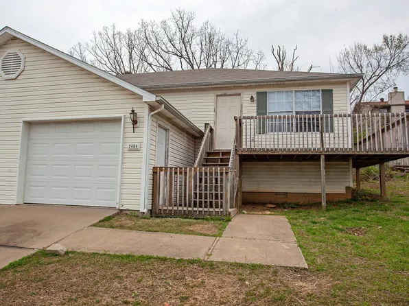 2484 N Brophy Cir, Fayetteville, AR 72703