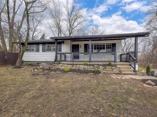 6728 Montana Ct, Kansas City, KS 66111
