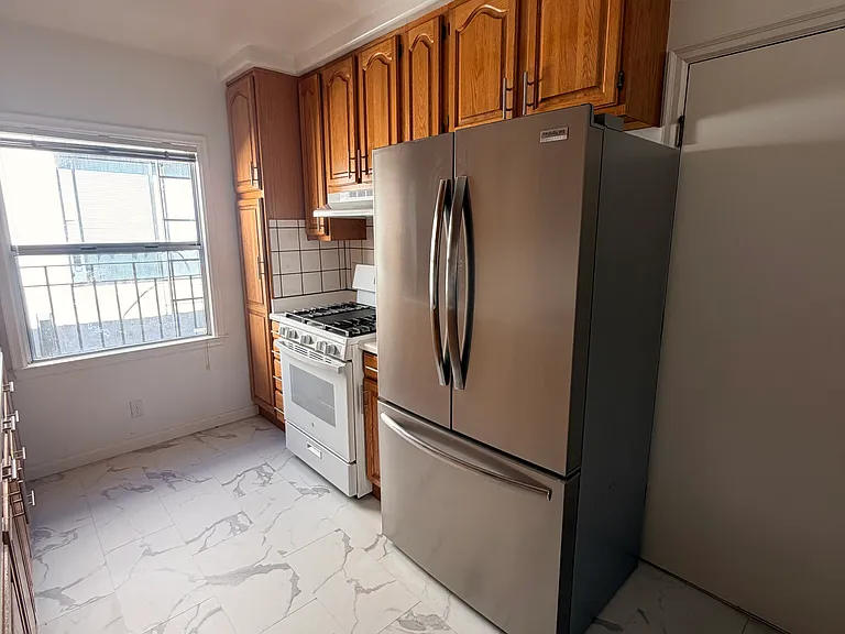 1017 El Camino Real #5 — Photo 12
