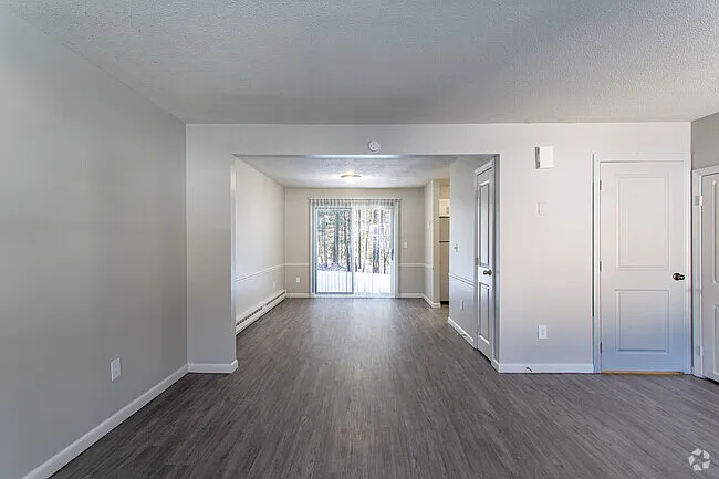 Yarmouth Pointe Apartment Homes — Photo 107