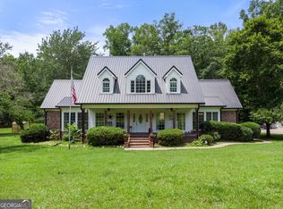 1228 J D Walton Rd, Newnan, GA 30263