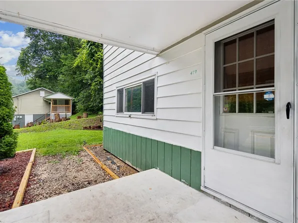 419 Lime Hollow Rd, Verona, PA 15147