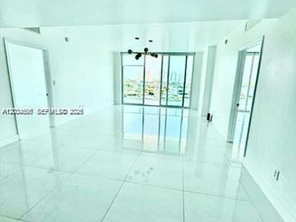 4th image of 400 Sunny Isles Blvd #Cu-817