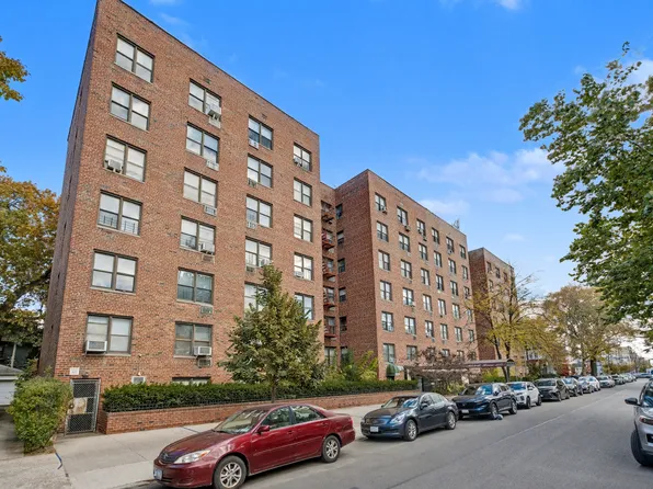 1577 East 17th Street image 13 of 15