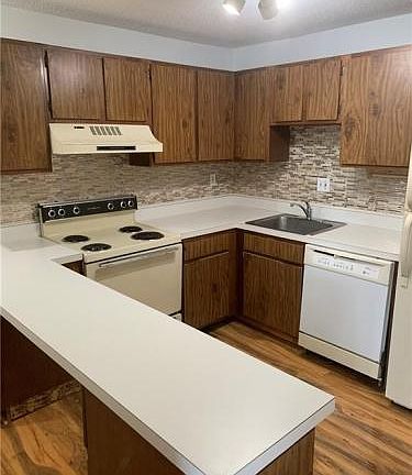 3rd image of 1303 Harbor View Dr #1303