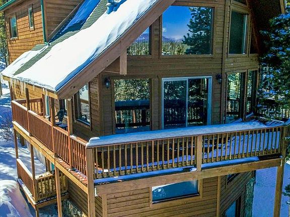 2nd image of 111 Sugar Pine Ln