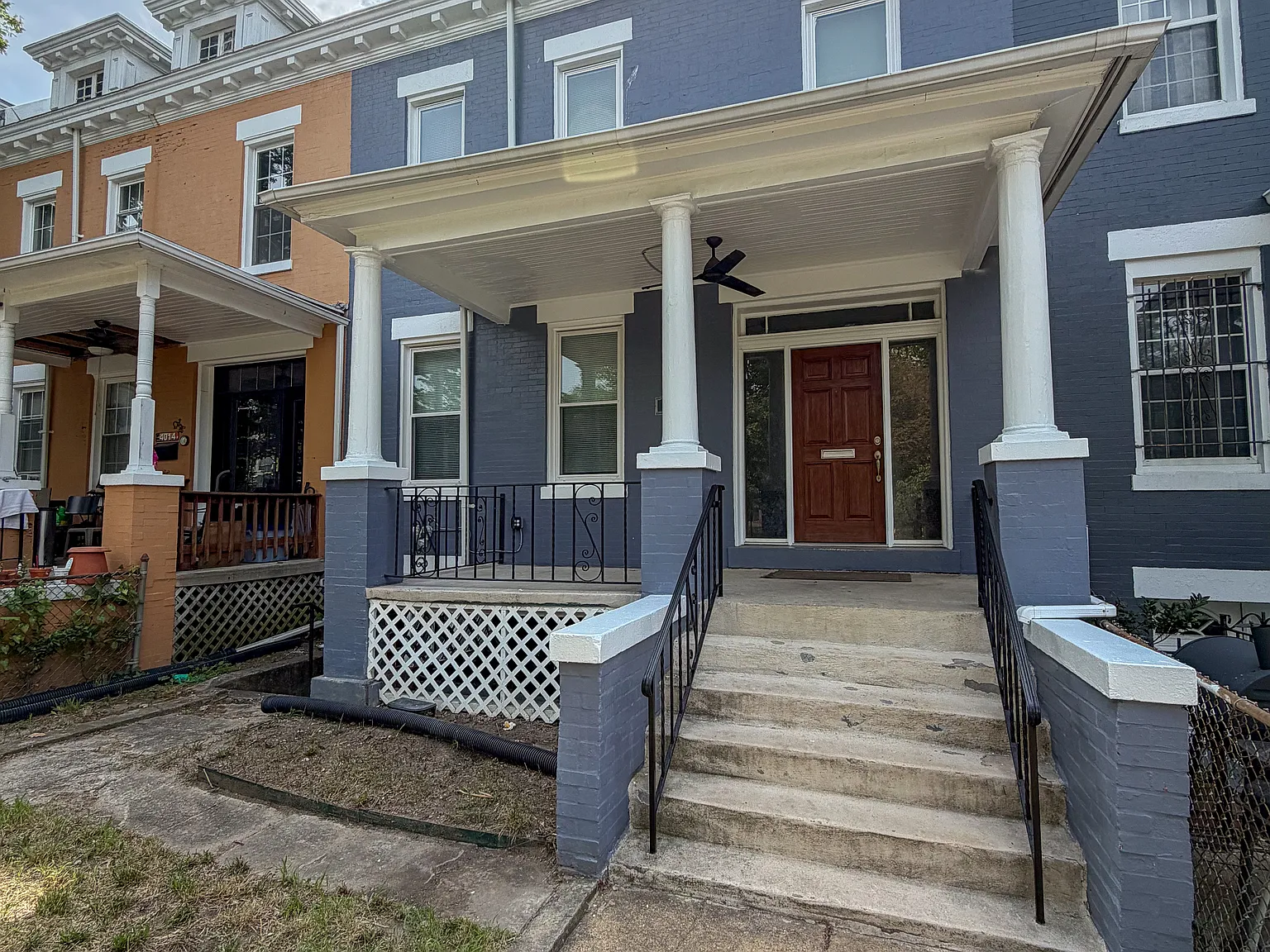 4 bed, 1902 sqft, $3,895 — Photo 1