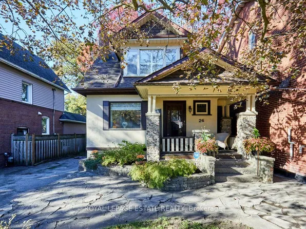26 Bingham Ave, Toronto, ON M4E 3P9