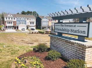 2823 Macbeth Ln, Apex, NC 27502