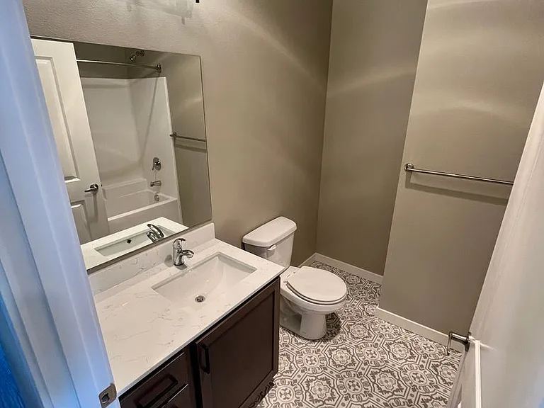 Introducing Dry Canyon Redmond's newest Luxury Apartments — Photo 63