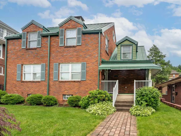247 S High St, Morgantown, WV 26501