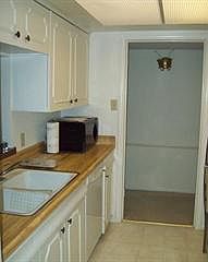 4th image of 3730 Fairfield Ave Unit 228