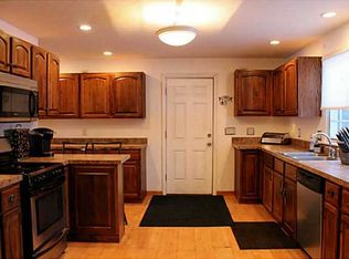 7 Cannon Hill Rd, Rochester, NY 14624