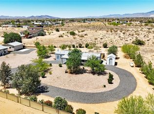 5622 W San Pedro Pl, Golden Valley, AZ 86413