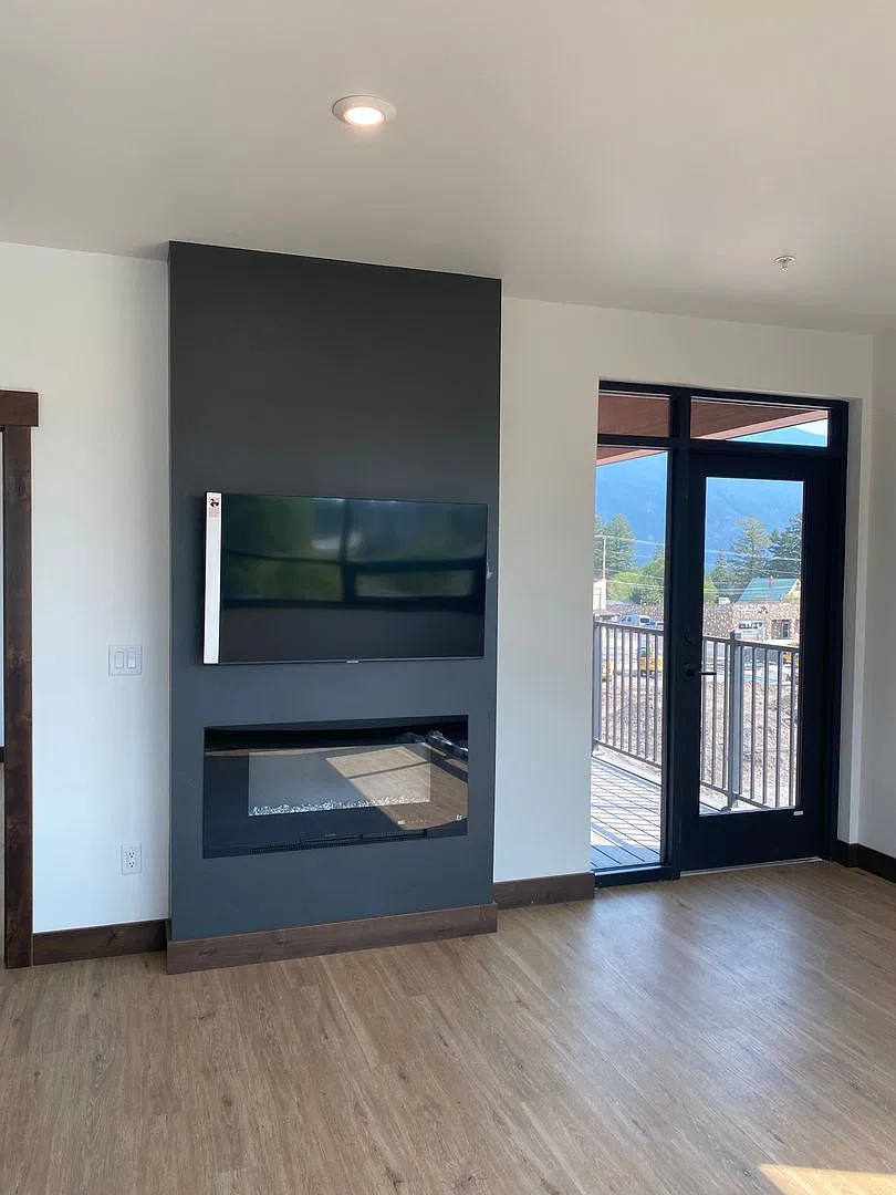 2 bed, 1150 sqft, $2,250 — Photo 2