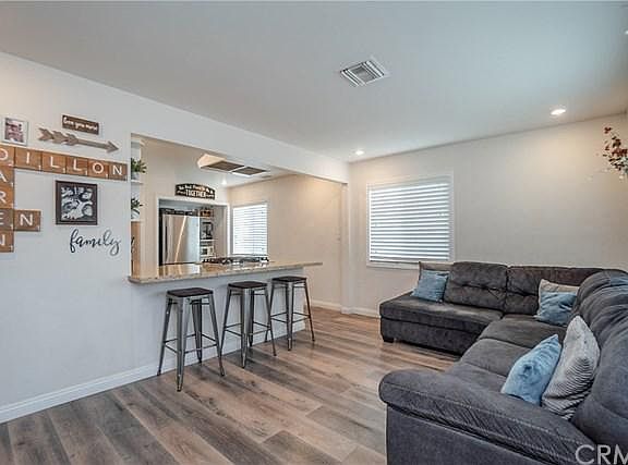 4th image of 11465 Broadmead St