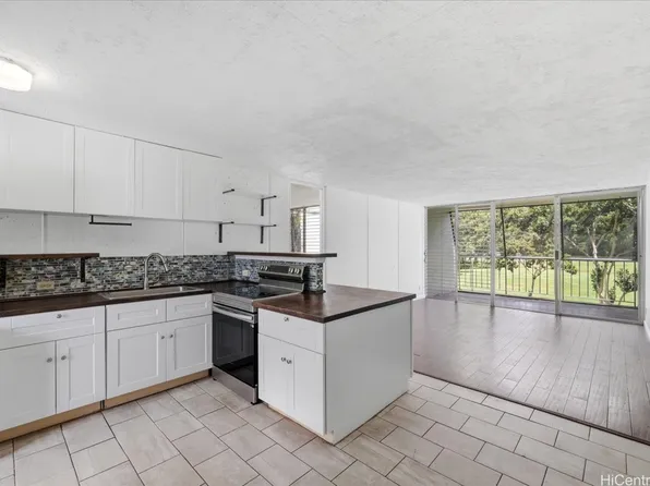 95-009 Waikalani Dr APT A205, Mililani, HI 96789