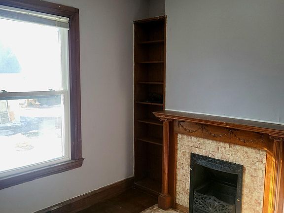 3rd image of 3316 1st Ave S APT 1