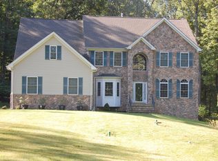 75 Spring Ln #B, Hackettstown, NJ 07840