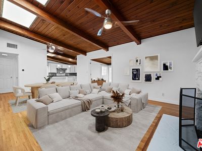 21429 Villena St, Woodland Hills, CA, 91364