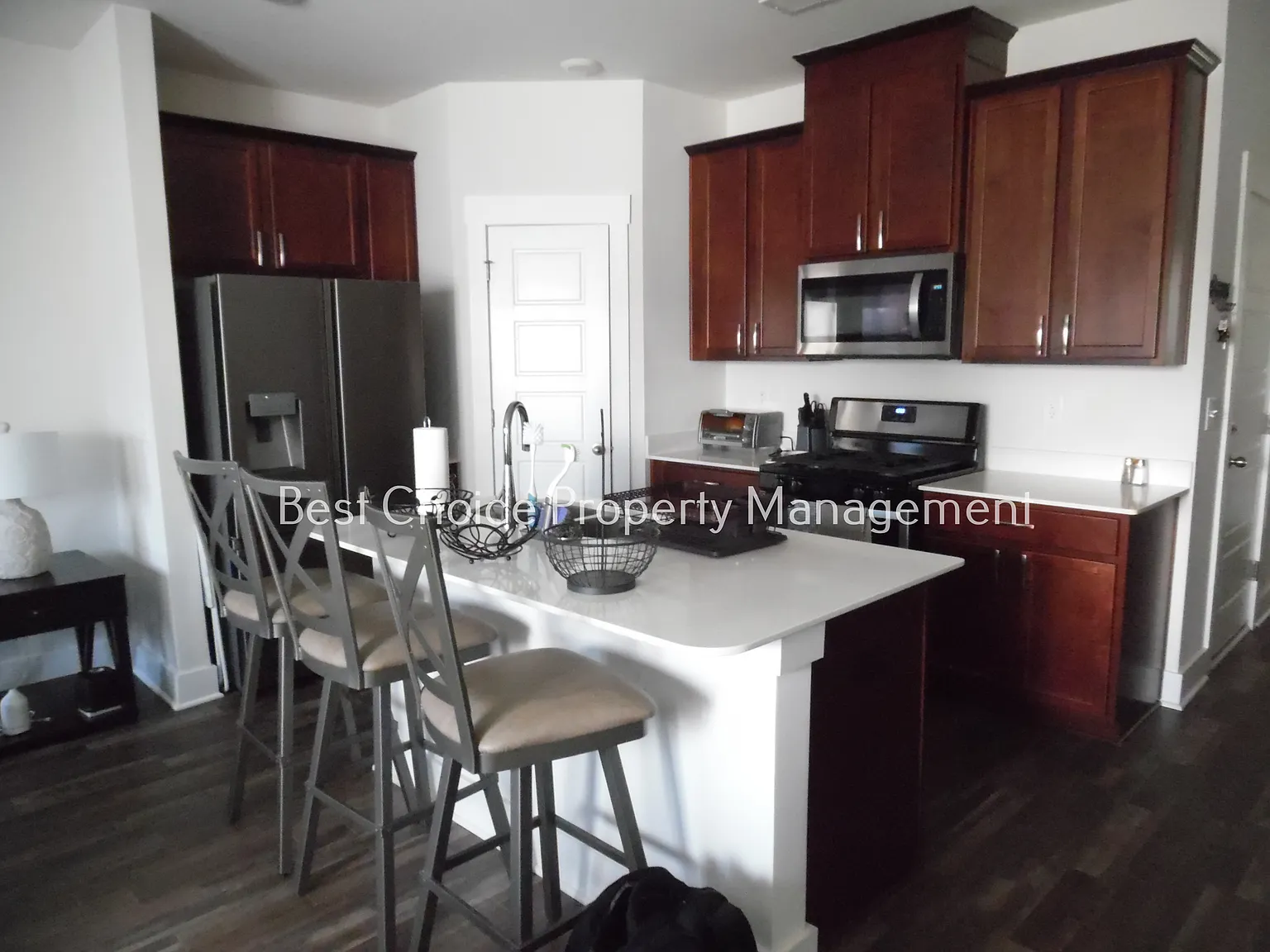 3 bed, 2.5 bath, 1470 sqft, $1,750 — Photo 4