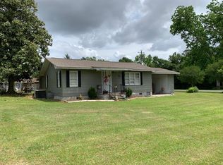 420 S Church St, Doerun, GA 31744