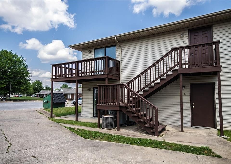 1st image of 1318 W Centennial Dr APT 8