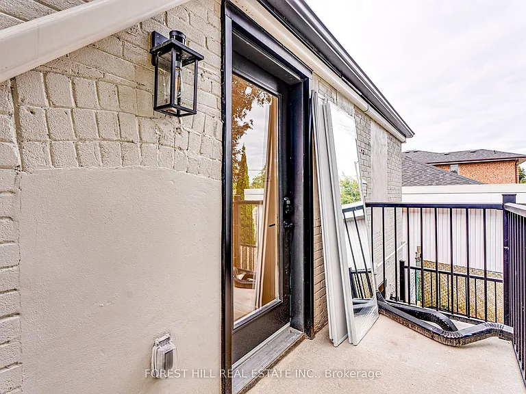 50 William Cragg Dr #B — Photo 1