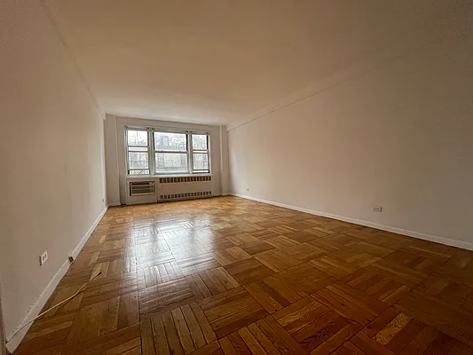 Rented by Bond New York | media 11