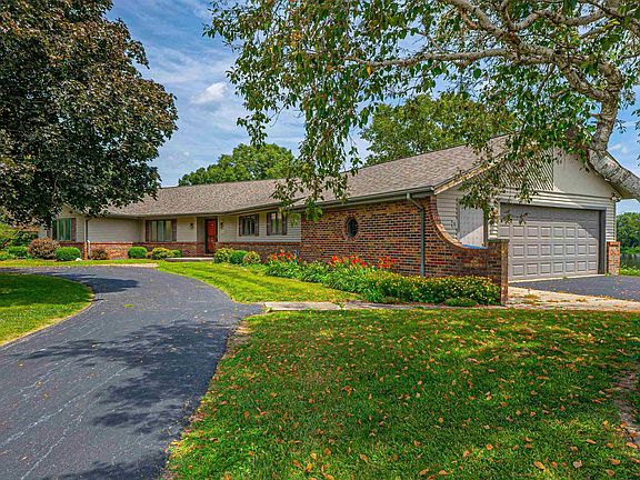 2nd image of 25 Lakewind Dr