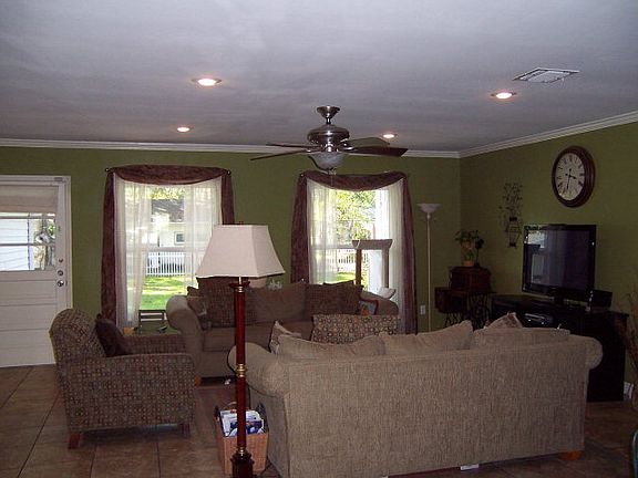 4th image of 512 Buena Vista Blvd