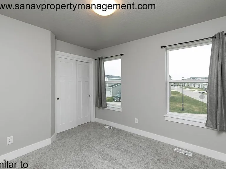 4026 NE 5th St — Photo 12