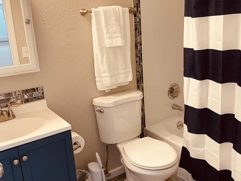 426 Main Stsuite #C — Photo 7