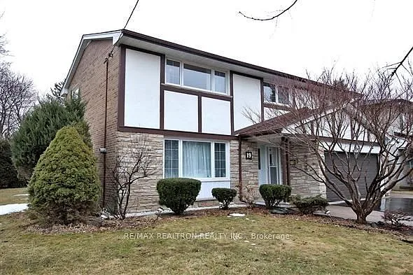 5 bed, $4,980 — Photo 1