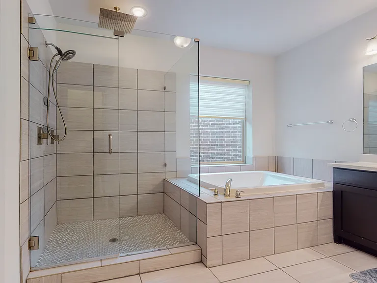 123 Palacio St — Photo 28