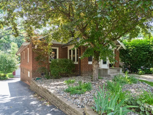 2005 34th St, Des Moines, IA 50310