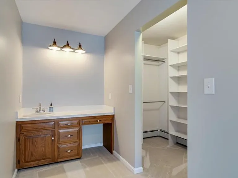 6040 Southgate Farm Rd — Photo 20