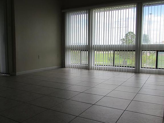 4th image of 5753 Peregrine Ave