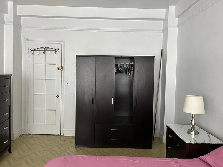 118 Fort Washington Ave — Photo 2